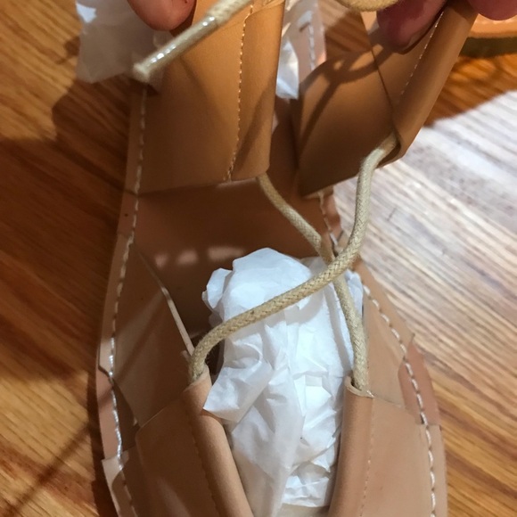 ▪️Dirty Laundry Sandals - Picture 11 of 11